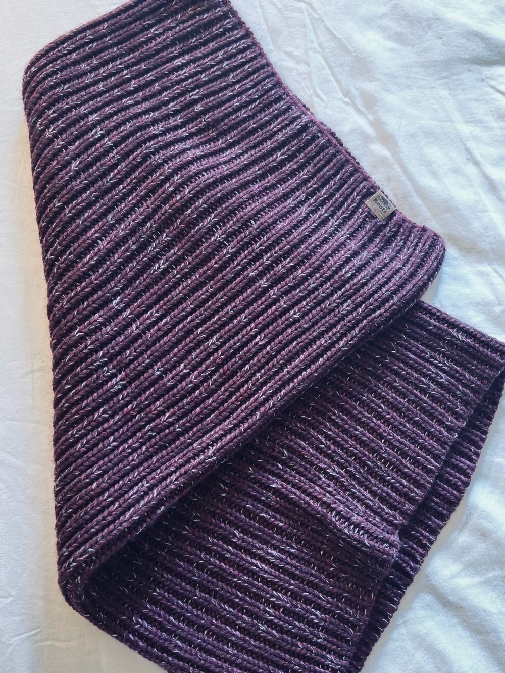 Neck Sweater Roots - Picture 2 of 2